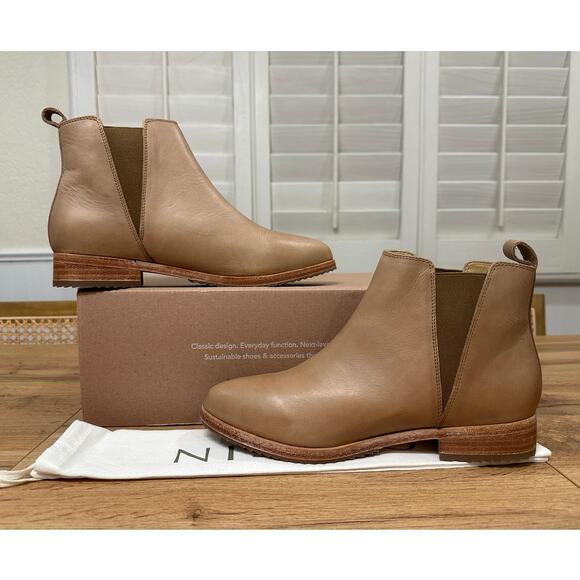 Nisolo Eva Everyday Chelsea Boots Almond Leather Size 8.5 NIB Versatile Comfy - Picture 8 of 14